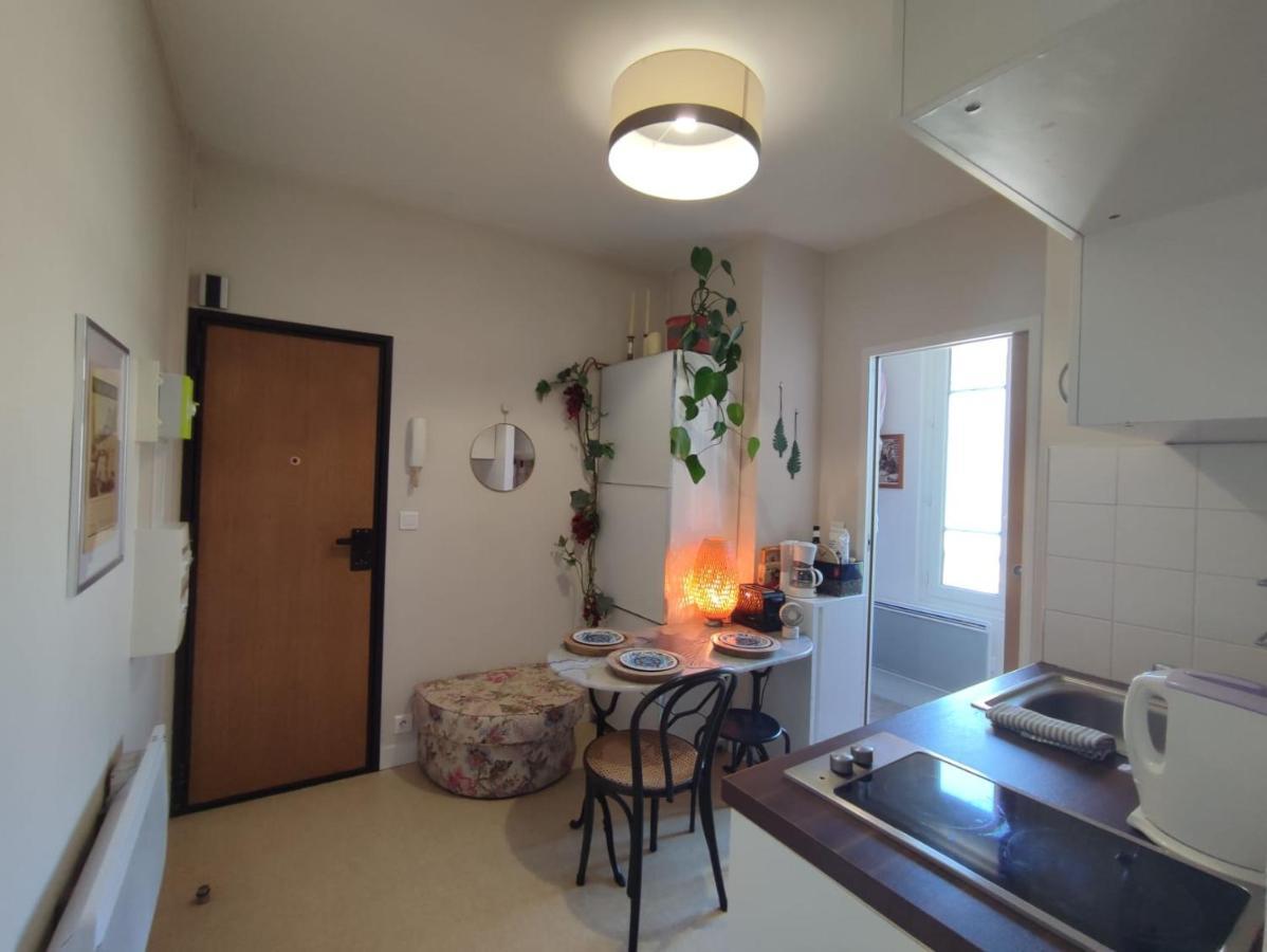 Paris Authentic House Small, Bright And Calm Studio Экстерьер фото